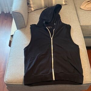 21men Black Sleeveless Zip-Up Sweater